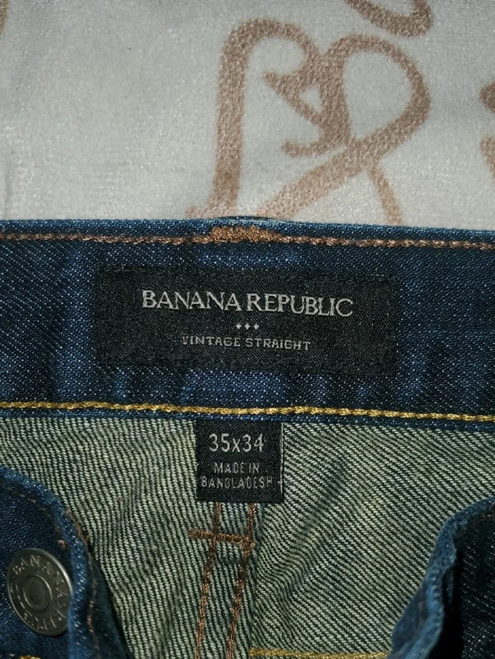 2PAIR OF Banana Republic STRAIGHT AND VINTAGE STRAIGHT LEG JEANS. SIZE 35×34.